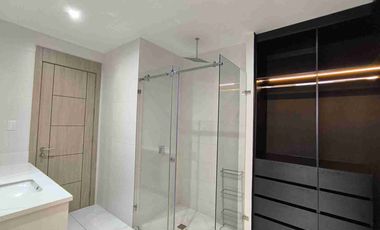 En venta suite AMOBLADA, Urb. Titanium 1