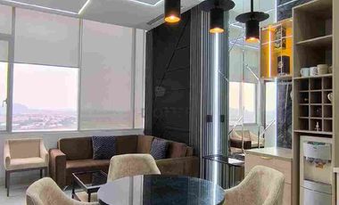 En alquiler suite AMOBLADA. Titanium 1