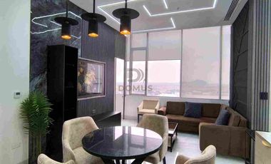 En alquiler suite AMOBLADA. Titanium 1