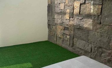 CASA EN RENTA LOMAS DE VISTA BELLA HAB. EN PLANTA BAJA