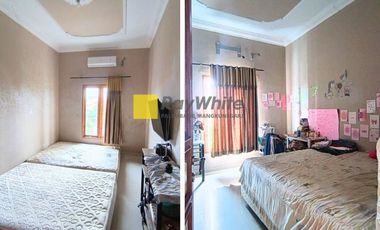 DIJUAL CEPAT RUMAH 2 LANTAI DAERAH TENGAH KOTA