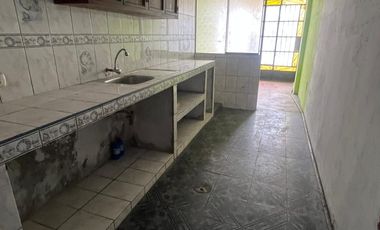 VENTA DE CASA EN URB. LAS BRISAS DE OQUENDO CALLAO 120MT 2 / 2 PISOS