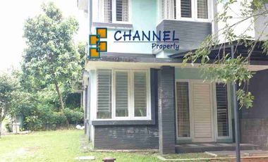 Dijual Cepat rumah dekat pintu tol, dekat pasmod, dekat stasiun, dekat sekolah, dekat RS di Neo Catalonia Nusaloka BSD Tangsel.