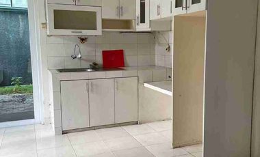 Dijual Cepat rumah dekat pintu tol, dekat pasmod, dekat stasiun, dekat sekolah, dekat RS di Neo Catalonia Nusaloka BSD Tangsel.