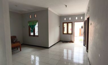 Rumah plesungan mojosongo solo