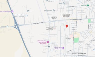 CASA DE DOS NIVELES, CUENTA CON PATIO, UBICADA EN ZONA  RESIDENCIAL CERCA DE ESTADIO OLIMPICO