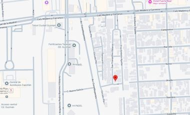 CASA DE DOS NIVELES, CUENTA CON PATIO, UBICADA EN ZONA  RESIDENCIAL CERCA DE ESTADIO OLIMPICO