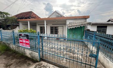 DIJUAL RUMAH STRATEGIS JALAN KAPTEN ABDULLAH PLAJU PALEMBANG