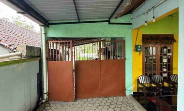 Dijual Rumah Asri, Siap Huni, Lahan Luas Dekat SPBU Jl. Wonosari KM 11