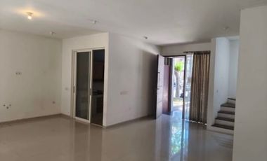 Graha Natura - Rumah 2 Lantai semi Furnish disewakan murah Poll