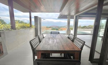 Luxurious 4BR Villa Freehold with Sea Views in Plailaem, Koh Samui