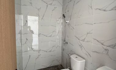 Di sewakan rumah garden avenue