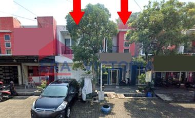 Dijual 2 Ruko di Pusat Kota Nganjuk Dekat Alun-Alun Akses Parkir Luas