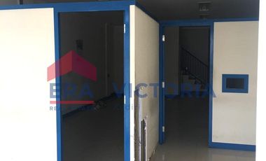 Dijual 2 Ruko di Pusat Kota Nganjuk Dekat Alun-Alun Akses Parkir Luas