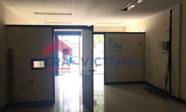 Dijual 2 Ruko di Pusat Kota Nganjuk Dekat Alun-Alun Akses Parkir Luas