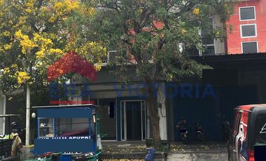 Dijual 2 Ruko di Pusat Kota Nganjuk Dekat Alun-Alun Akses Parkir Luas