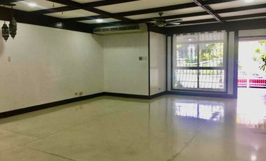 Dasmarinas Makati bungalow house for lease