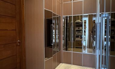 Rumah Mewah Puri Kembangan 3,5LT 10,5x20 Semi Furnish Sudah Renov