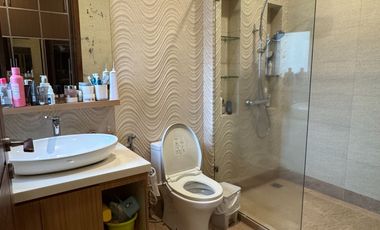 Rumah Mewah Puri Kembangan 3,5LT 10,5x20 Semi Furnish Sudah Renov