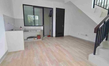 disewakan rumah milenial pik 2 uk 4.5x10 vinly siap huni