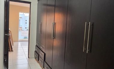 Renta casa Puente moreno en cluster con alberca