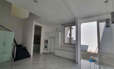 DIJUAL RUMAH
Pakuwon City Palm Beach Bahama Surabaya dekat Mall, Merr