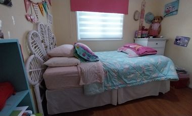 Casa aislada de  2 Pisos 3 dormitorios 3 baños Condominio Lomas De Nos San Bernardo.