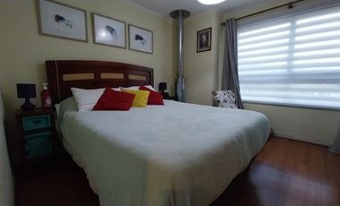 Casa aislada de  2 Pisos 3 dormitorios 3 baños Condominio Lomas De Nos San Bernardo.