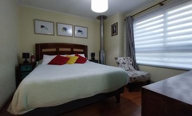 Casa aislada de  2 Pisos 3 dormitorios 3 baños Condominio Lomas De Nos San Bernardo.