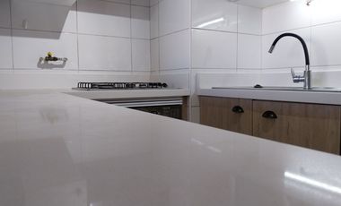 Departamento 2 dormitorio 2 baños con bodega y estacionamiento a Pasos De Metro Monseñor Eyzaguirre Ñuñoa