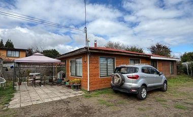 Casa  con patio, centro de Lomas Coloradas, San Pedro de la Paz, Región Bio Bio