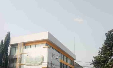 Dijual / Disewakan Gedung 4 Lt di Jati Negara  Lt 720 m2 lb 1.200 m2 parkir mobil 10, parkir motor 20, survei yuk