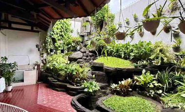 rumah Tepi jalan raya veteran Umbulharjo
