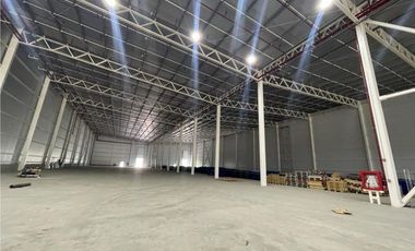 Vía Daule Bodega de 2850 m² y de 5,700 mts2 Ideal Centro de Distribución y Logística, almacenamiento o bodegaje