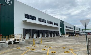 Vía Daule Bodega de 2850 m² y de 5,700 mts2 Ideal Centro de Distribución y Logística, almacenamiento o bodegaje