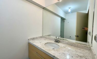 LINDO DEPARTAMENTO PRIMER PISO ELEVADO - MODERNO - SIN MUEBLES - VISTA INTERNA A JARDINES - 3 DORMITORIOS - 1 COCHERA