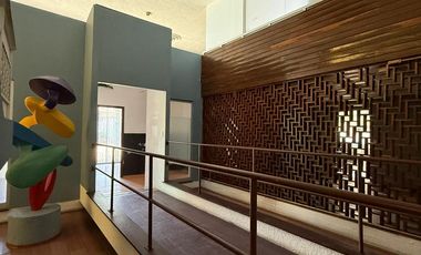 Terreno en Venta sobre Calzada Lázaro Cárdenas, Jardines del Bosque, Guadalajara