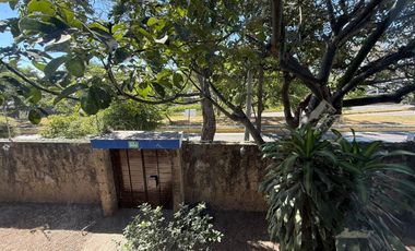 Terreno en Venta sobre Calzada Lázaro Cárdenas, Jardines del Bosque, Guadalajara