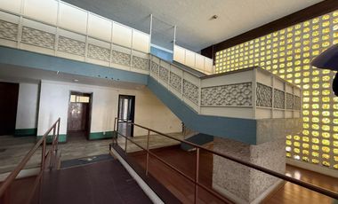 Terreno en Venta sobre Calzada Lázaro Cárdenas, Jardines del Bosque, Guadalajara