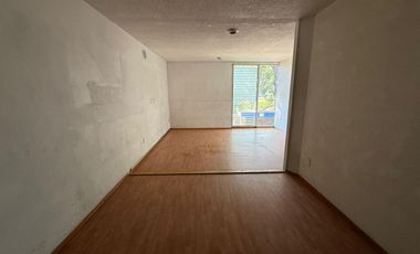 Terreno en Venta sobre Calzada Lázaro Cárdenas, Jardines del Bosque, Guadalajara