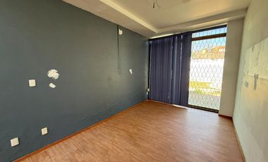 Terreno en Venta sobre Calzada Lázaro Cárdenas, Jardines del Bosque, Guadalajara