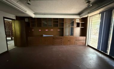 Terreno en Venta sobre Calzada Lázaro Cárdenas, Jardines del Bosque, Guadalajara