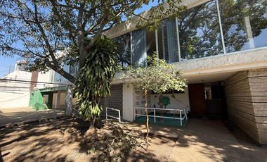 Terreno en Venta sobre Calzada Lázaro Cárdenas, Jardines del Bosque, Guadalajara