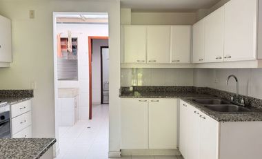 Casa en Arriendo en  La Sebastiana Envigado Antioquia