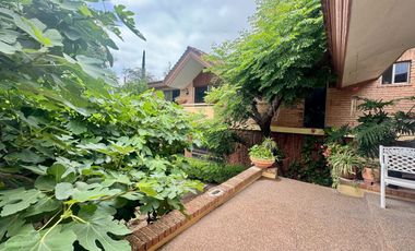 Casa con 750 m² de terreno y 4 recámaras en venta, Colonial La Sierra