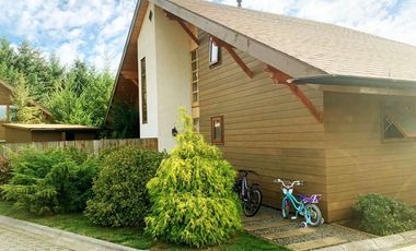 Arrendamos Hermosa Casa En Condominio Lomas Del Carmen