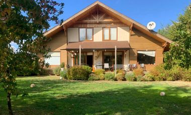 Arrendamos Hermosa Casa En Condominio Lomas Del Carmen