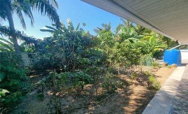 LUXURIOUS HOUSE FOR SALE 50 METER FROM THE BEACH
