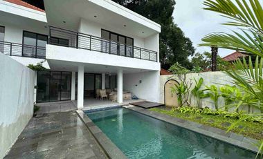 villa minimalis 330m2 lantai2 Sanur idr 6 milliar