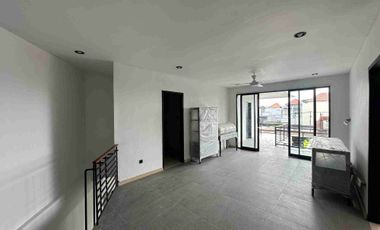 villa minimalis 330m2 lantai2 Sanur idr 6 milliar